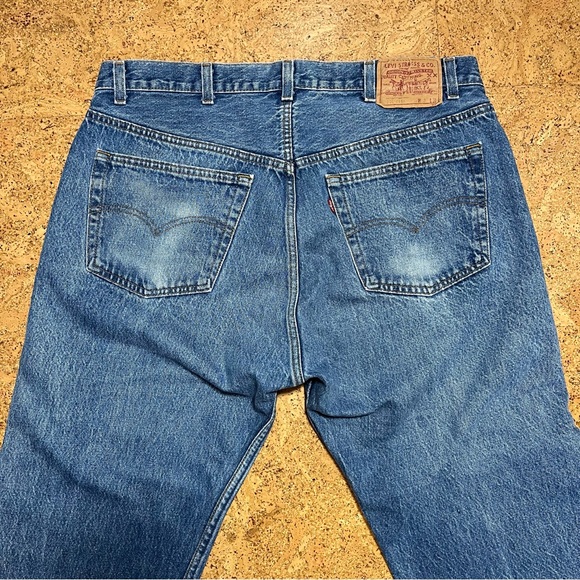 Levi’s 501 Vintage 1986 Buttonfly Cropped Jeans Sz W38 L23 - Picture 11 of 16